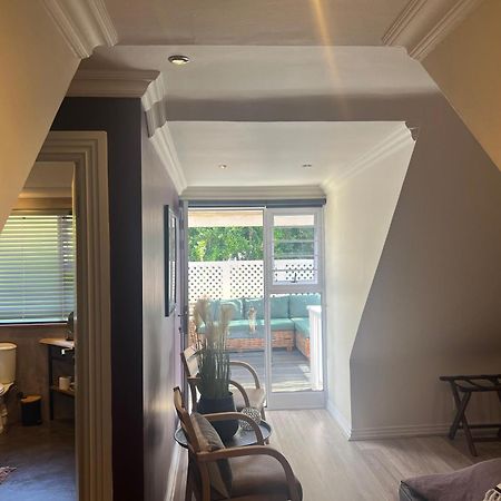 Yebo Boutique Guesthouse Somerset West Exterior foto