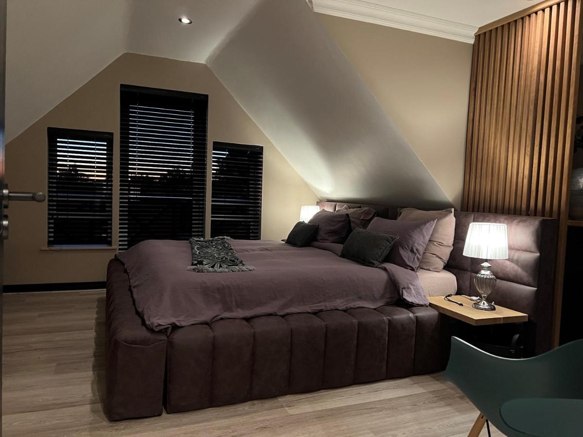 Yebo Boutique Guesthouse Somerset West Exterior foto