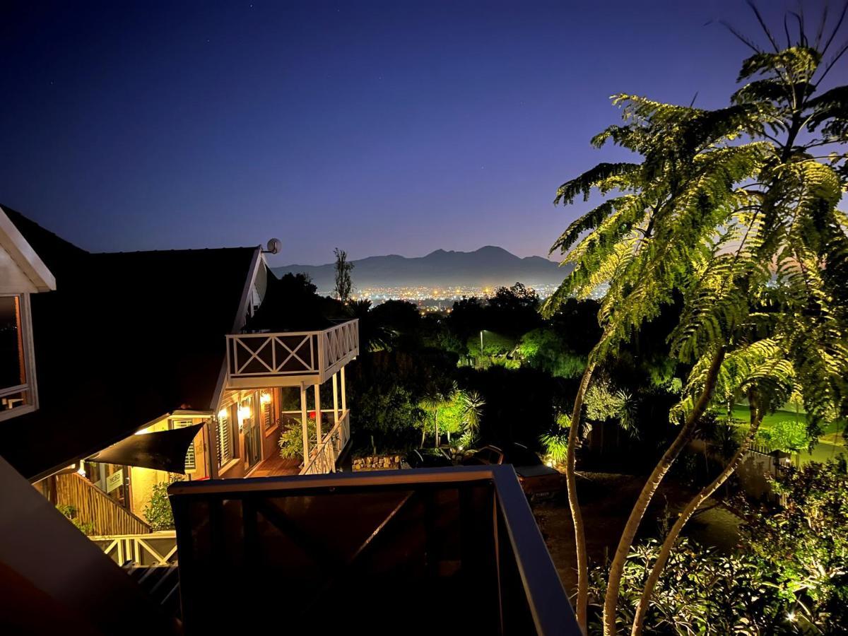 Yebo Boutique Guesthouse Somerset West Exterior foto